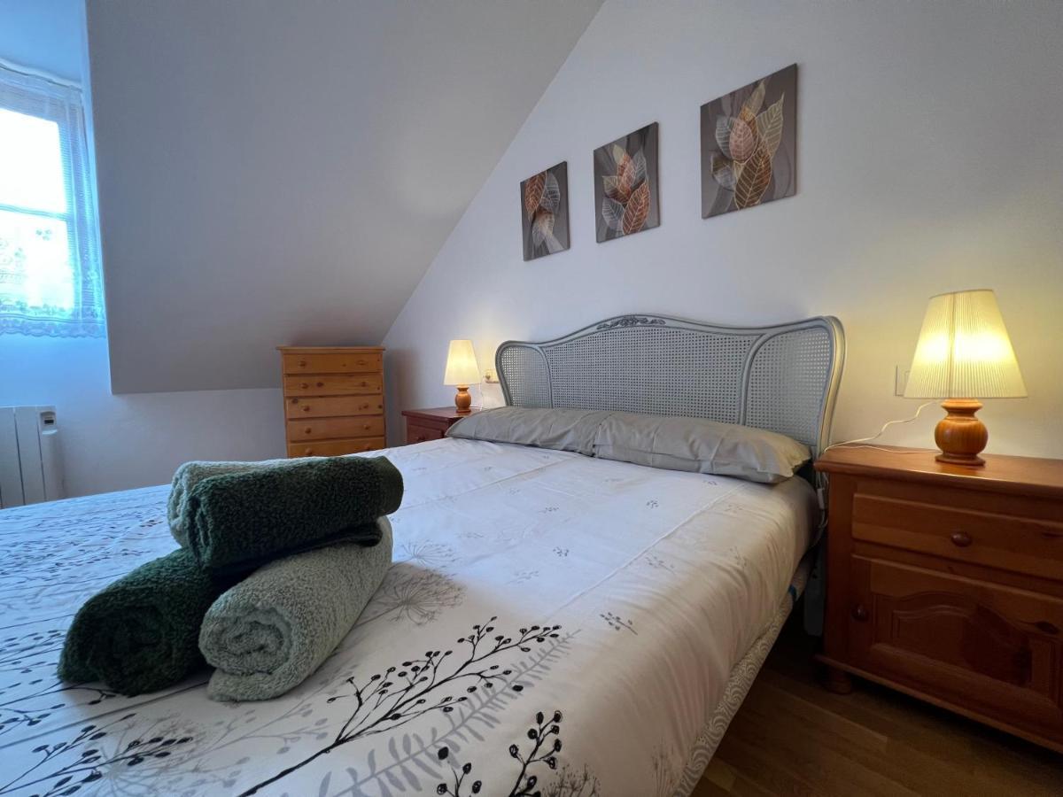 Apartamento Centrico con Parking Rialp Esterno foto